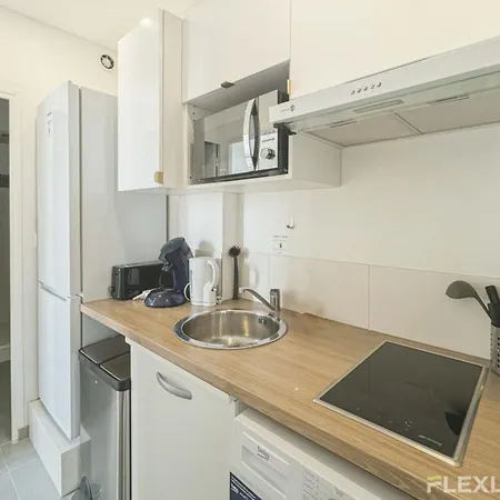 Flexliving - - Houel * Parijs